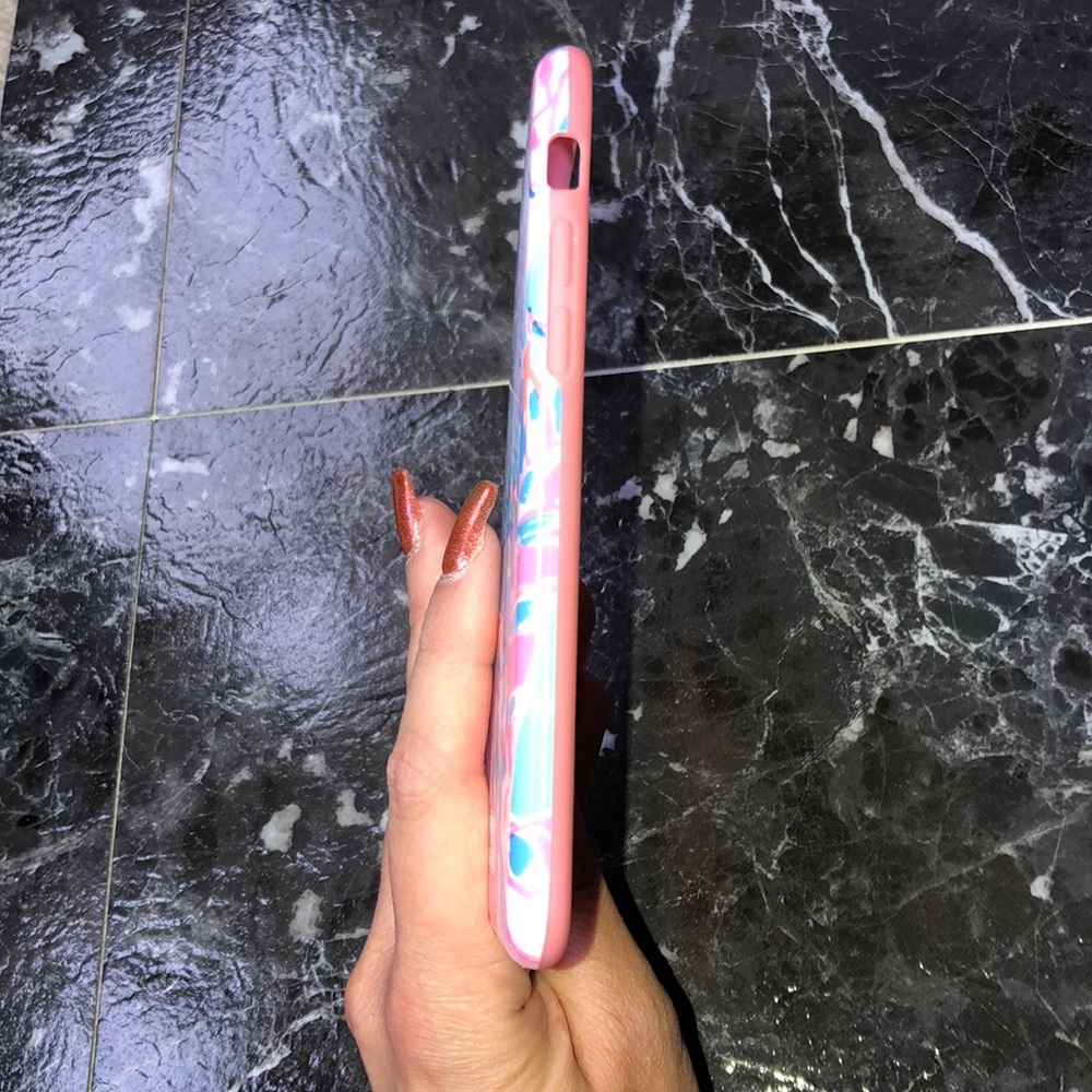LILLY PULITZER IPHONE CASE - Picture 4 of 5